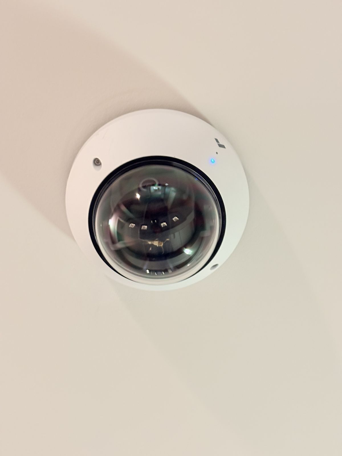 Trabajo real de Sutelcom: Cámaras de seguridad